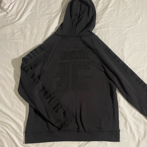 Taylor Swift Eras Tour Black Hoodie Pullover Sweatshirt - Large - Picture 7 of 16